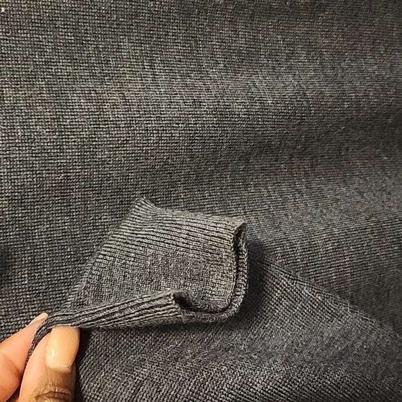 Banana Republic wool polo - Picture 7 of 9